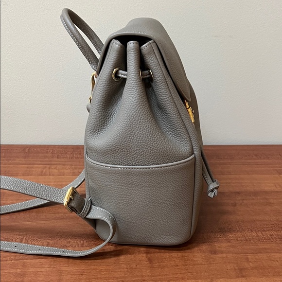 DUYP Luxury Backpack Leather Taupe - Picture 2 of 13